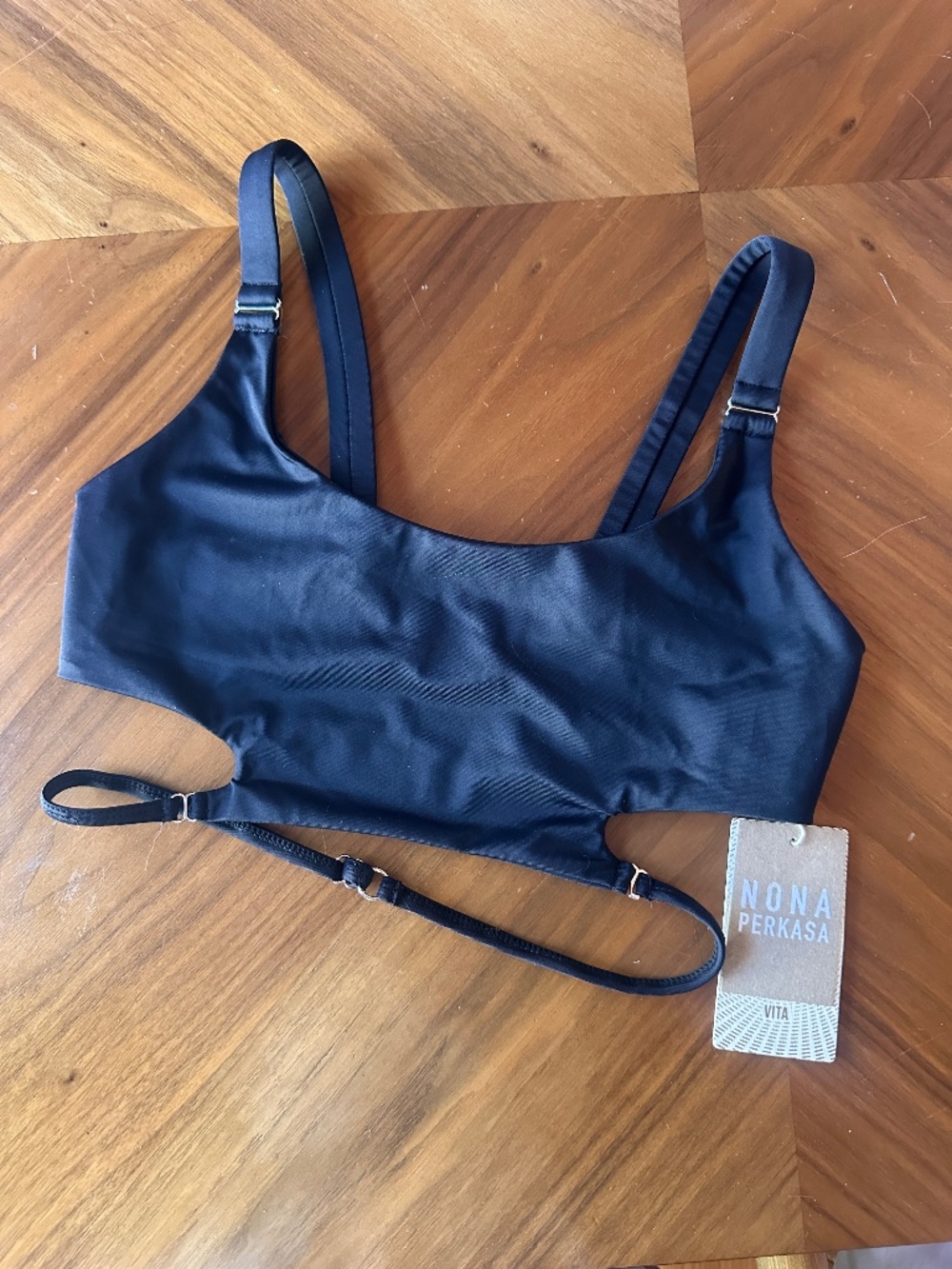 NONA PERKASA strappy athletic top
